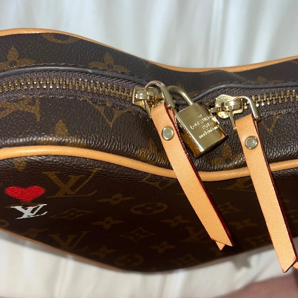 Louis Vuitton Heart-Shaped Monogram Crossbody Bag with Red Accent - Picture 11 of 17